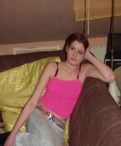 <p class='ppt-number'> 221 779 + PIN 474</p><p class='ppt-pricing-de'>1,99 Euro/Min.</p>