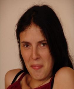 <p class='ppt-number'>221 779 + PIN 474</p><p class='ppt-pricing-de'>1,99 Euro/Min.</p>